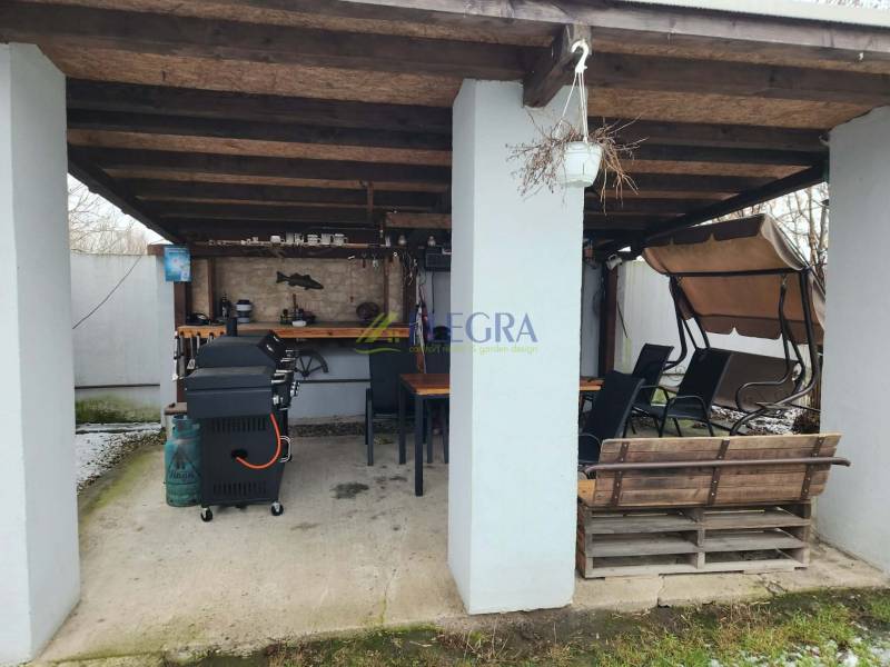 50a1951c-a328-4d00-a333-8828f19c158b (1).jpg