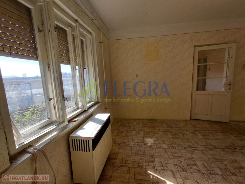 UgTB86lK_614kEw9SsoqXIwGiO7e949u.jpg